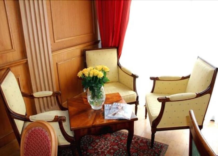 Provence - Alpes - Cote d'Azur Cannes Interior Entrance