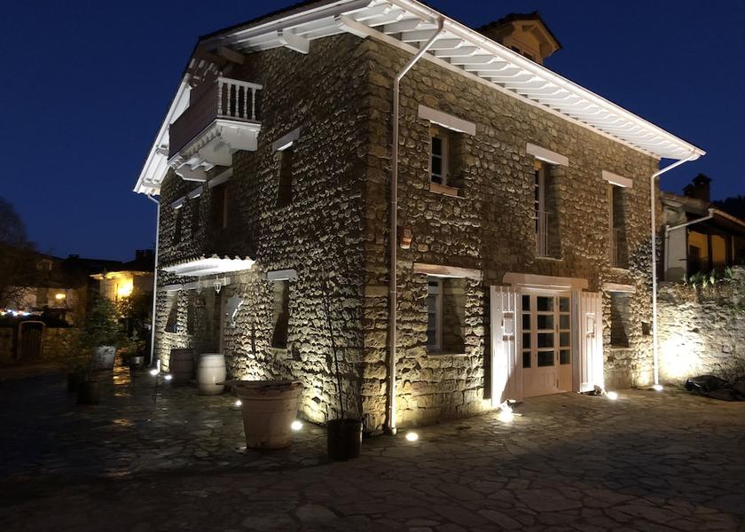 Cantabria Valle de Cabuerniga Front of property - evening/night