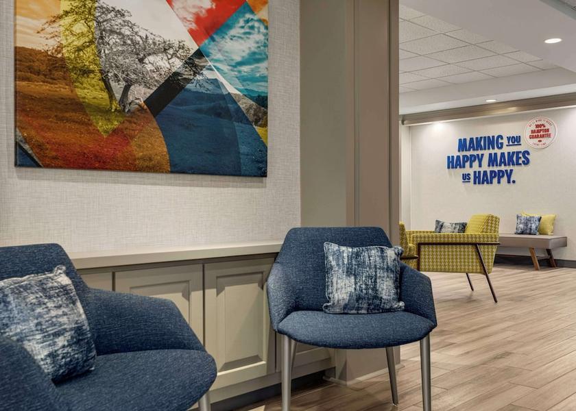 Virginia Fishersville Lobby