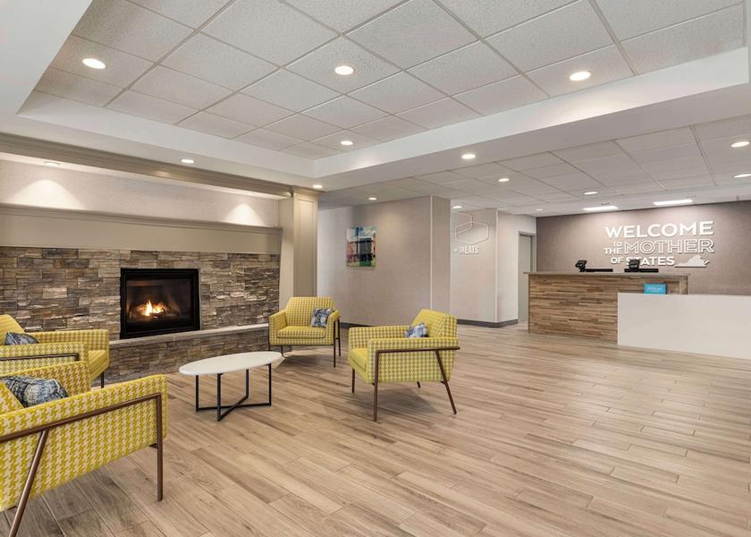 Virginia Fishersville Lobby