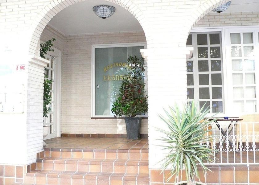 Catalonia Sant Carles de la Rapita Property entrance
