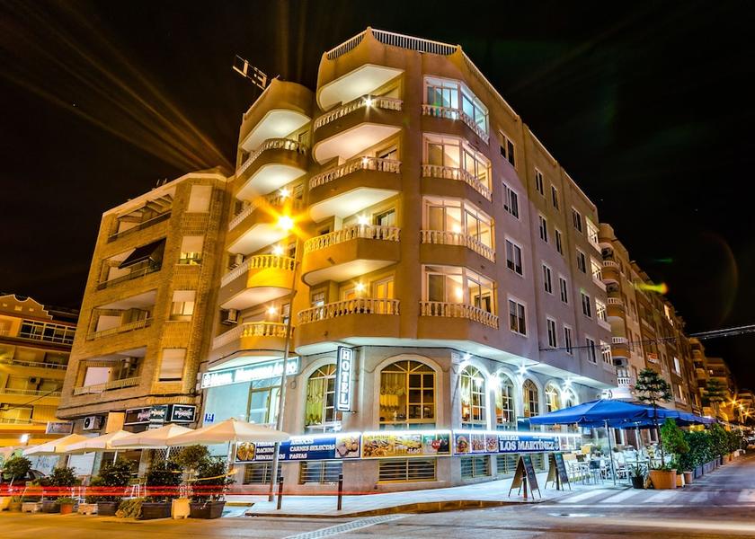 Valencian Community Guardamar del Segura Front of property - evening/night
