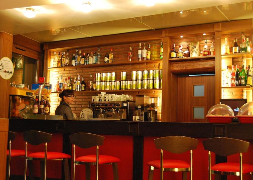 Catalonia Santa Coloma de Farners Bar (on property)