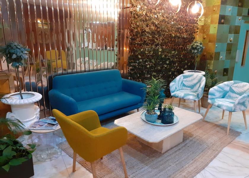 Cantabria Torrelavega Lobby sitting area