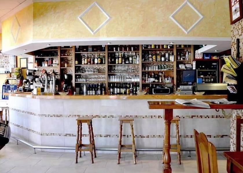 Galicia Noia Bar (on property)