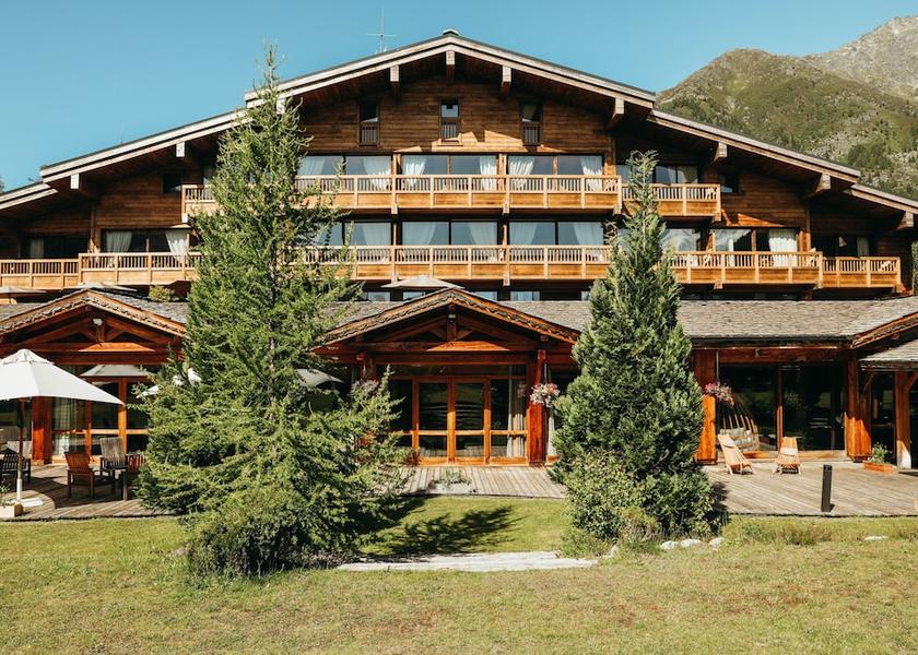 Auvergne-Rhône-Alpes Chamonix-Mont-Blanc Exterior