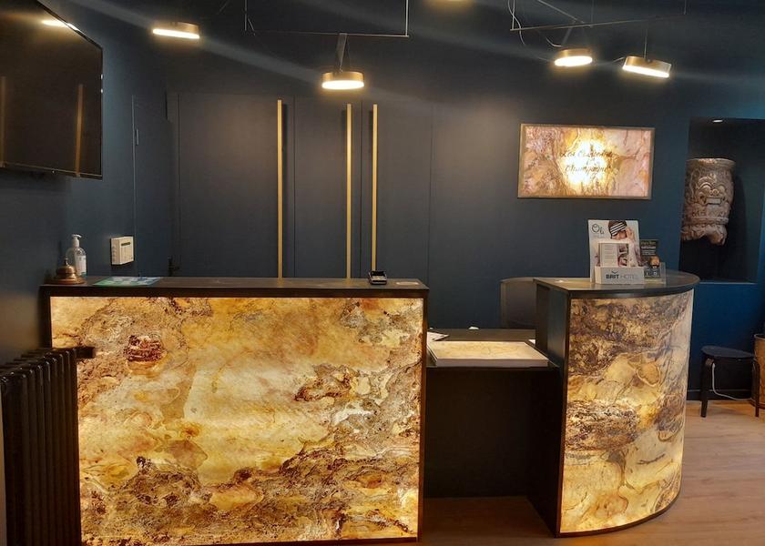 Grand Est Troyes Reception