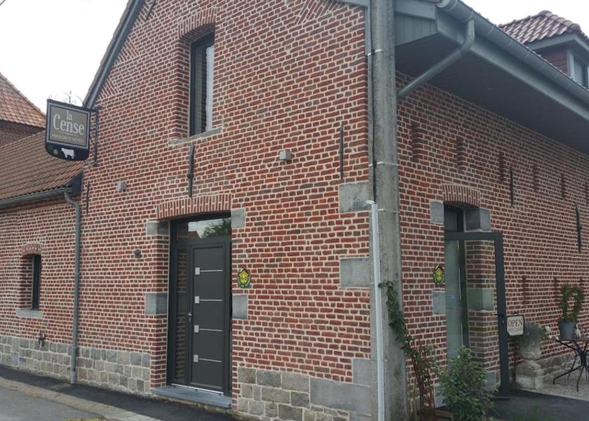 Hauts-de-France Saint-Amand-les-Eaux Exterior Detail