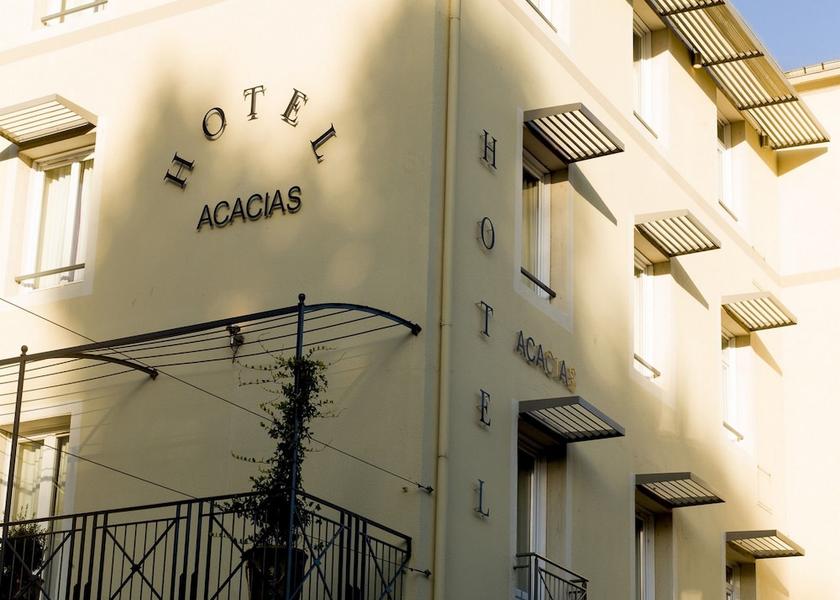 Provence - Alpes - Cote d'Azur Arles Facade