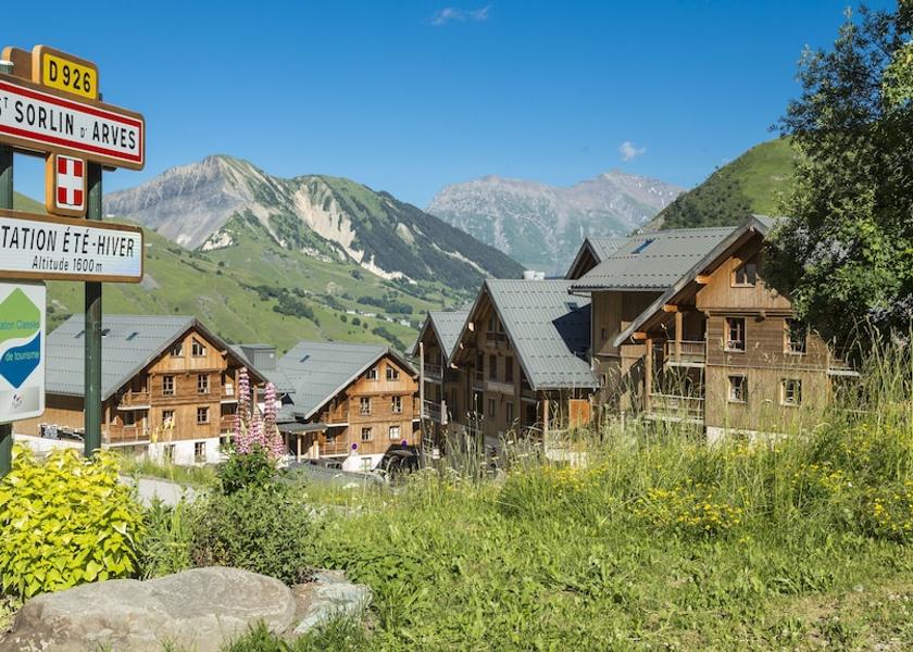 Auvergne-Rhone-Alpes Saint-Sorlin-d'Arves Exterior Detail