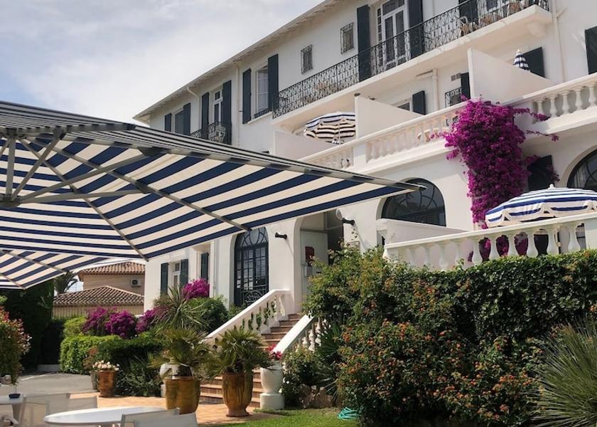 Provence - Alpes - Cote d'Azur Antibes Facade