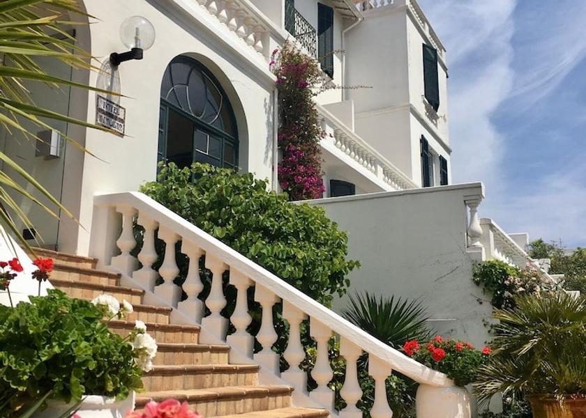 Provence - Alpes - Cote d'Azur Antibes Facade