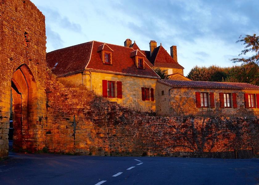 Nouvelle-Aquitaine Domme Front of property - evening/night