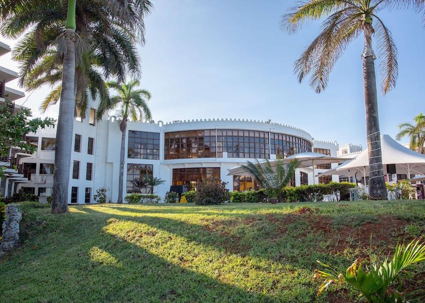  Dar es Salaam Exterior Detail