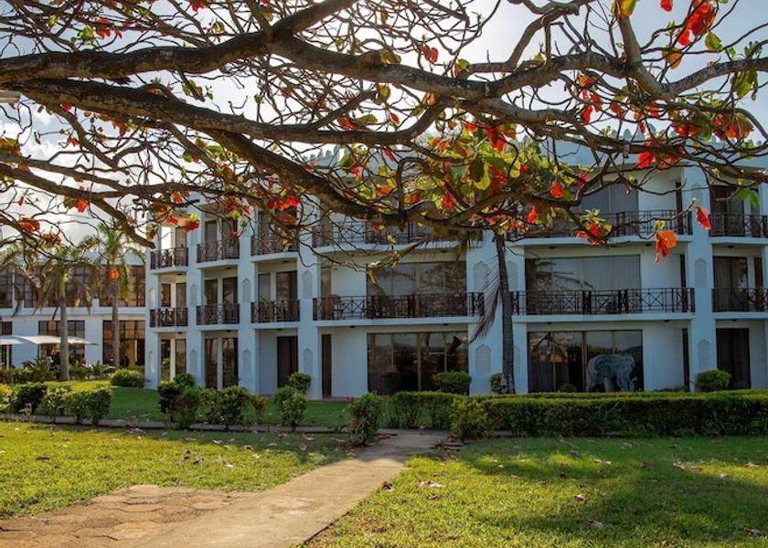  Dar es Salaam Exterior Detail