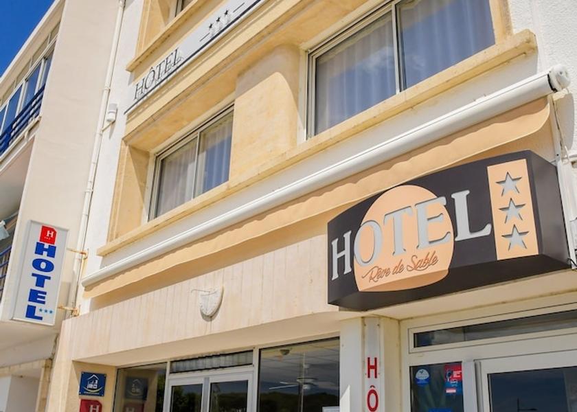 Nouvelle-Aquitaine Royan Front of property