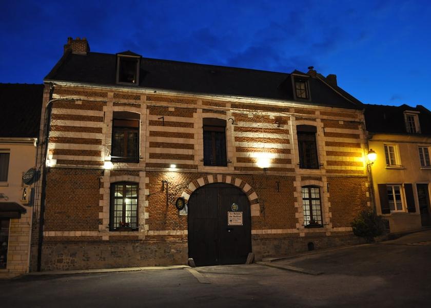 Hauts-de-France Saint-Riquier Entrance