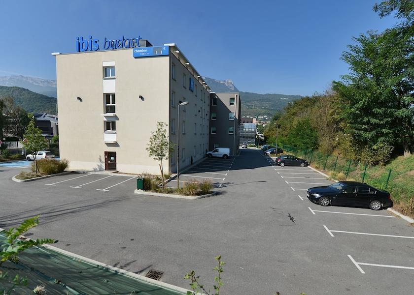Auvergne-Rhône-Alpes Seyssins Parking