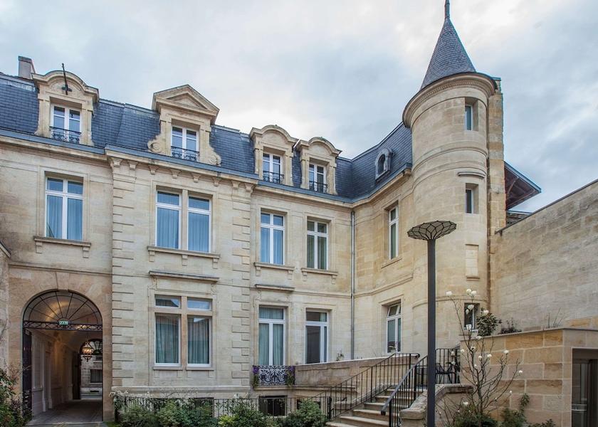 Nouvelle-Aquitaine Bordeaux Exterior Detail
