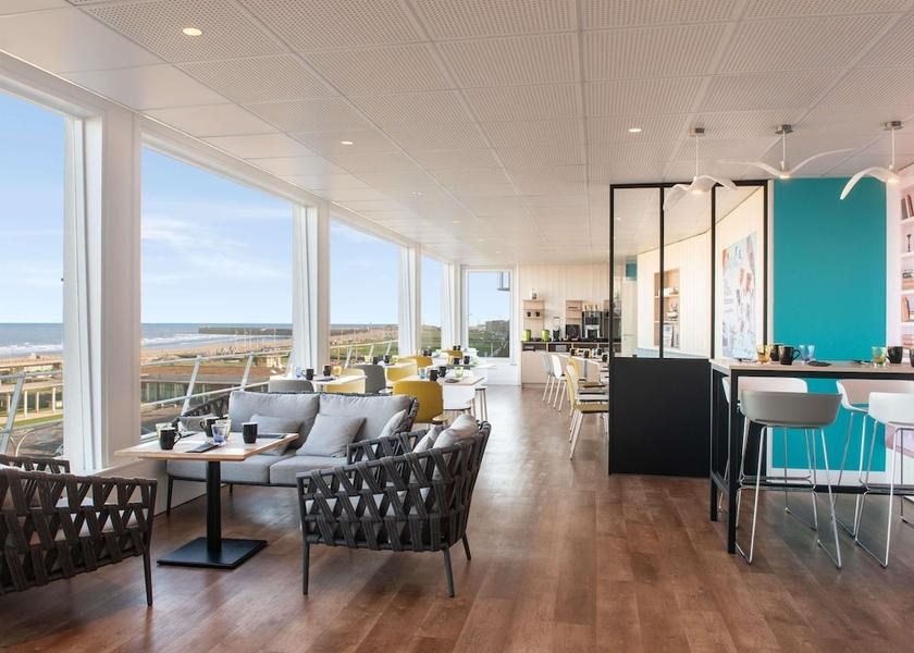 Normandy Dieppe Breakfast area