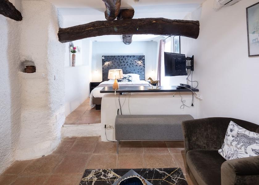 Occitanie Thuir Room