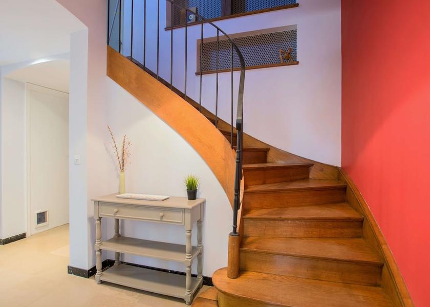 Hauts-de-France Mons-en-baroeul Lobby