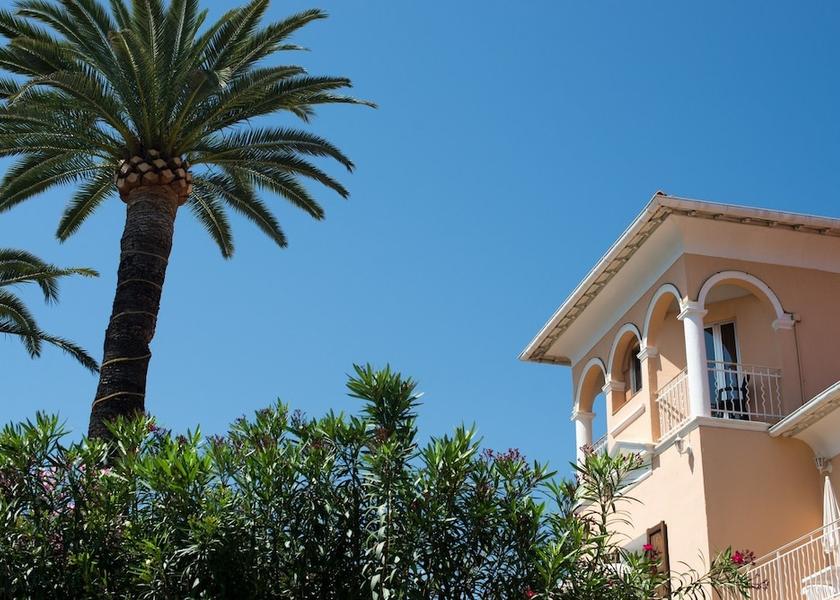 Provence - Alpes - Cote d'Azur Roquebrune-Cap-Martin Facade