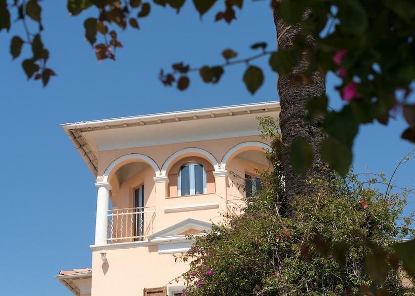 Provence - Alpes - Cote d'Azur Roquebrune-Cap-Martin Facade