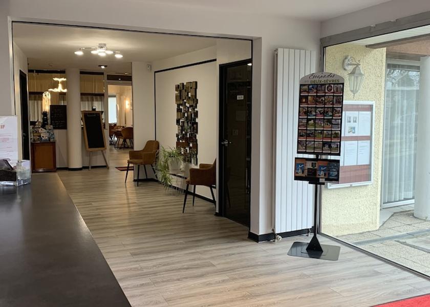 Nouvelle-Aquitaine Parthenay Reception