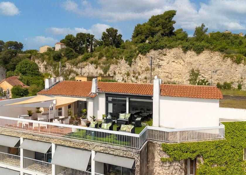 Occitanie Villeneuve-les-Avignon Facade