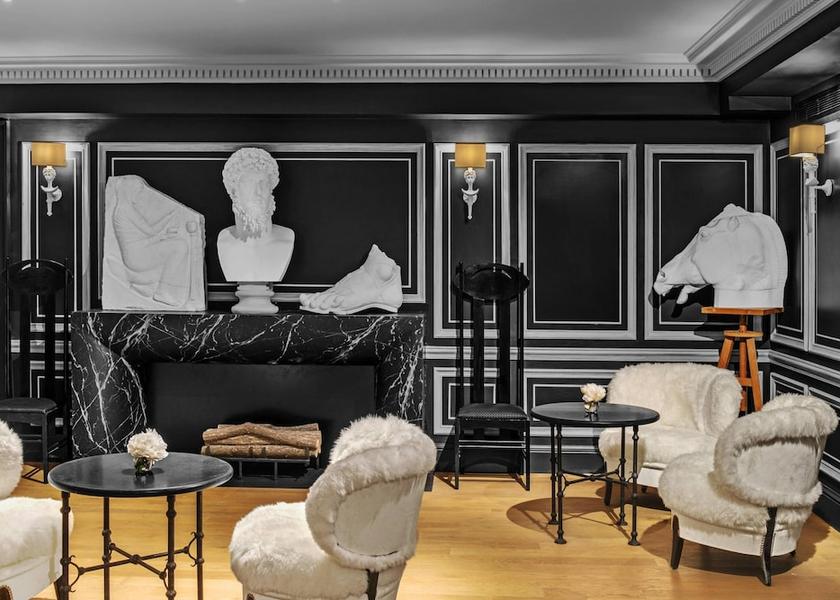 Ile-de-France Paris Lobby