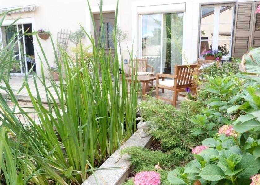 Bourgogne-Franche-Comte Paray-le-Monial Garden