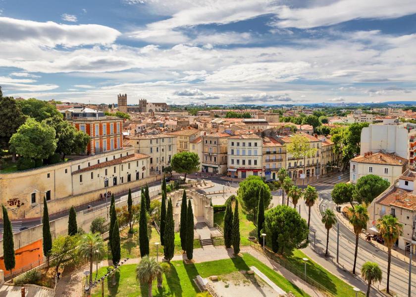 Occitanie Montpellier surrounding environment