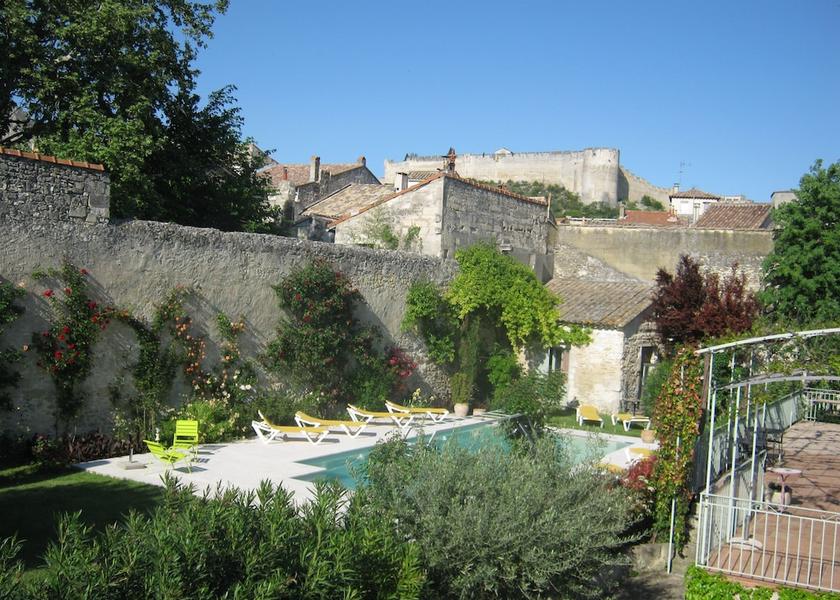 Occitanie Villeneuve-les-Avignon Pool