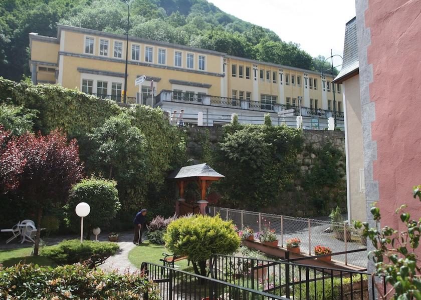 Occitanie Cauterets Exterior Detail