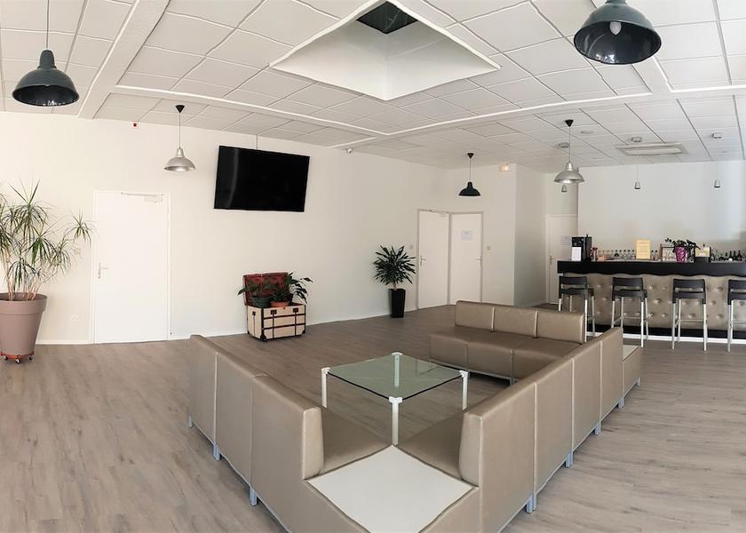 Auvergne-Rhône-Alpes Perouges Lobby lounge
