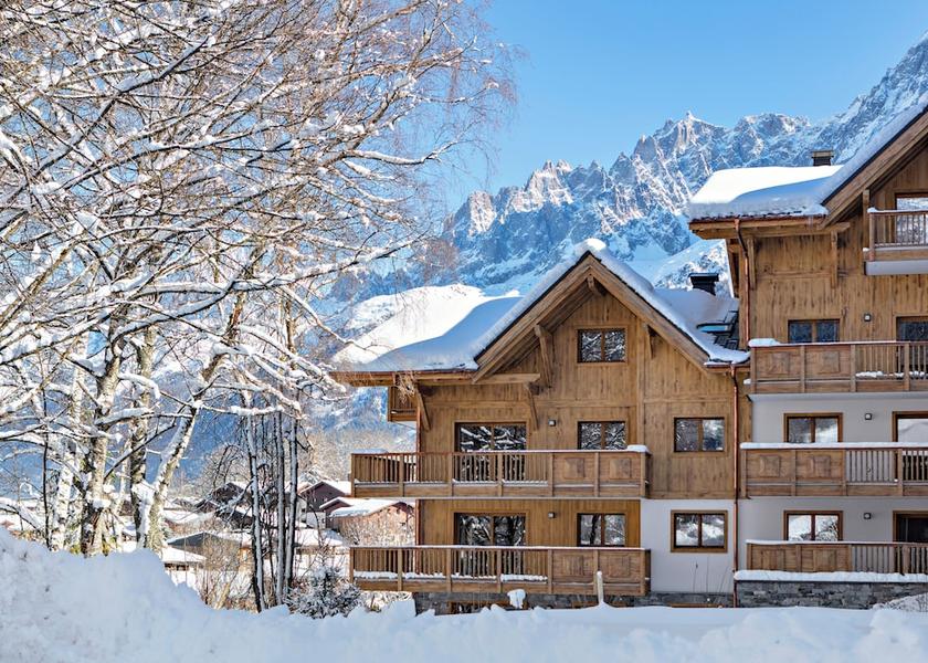 Auvergne-Rhone-Alpes Les Houches Facade