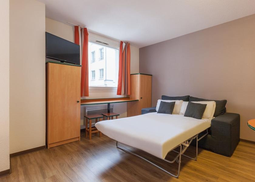 Grand Est Strasbourg Room