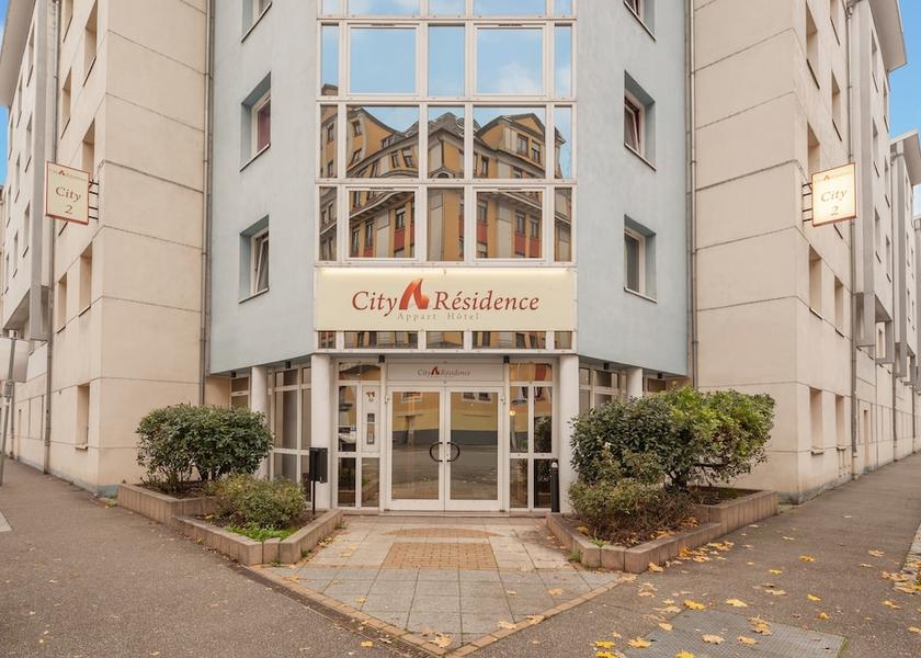 Grand Est Strasbourg Entrance