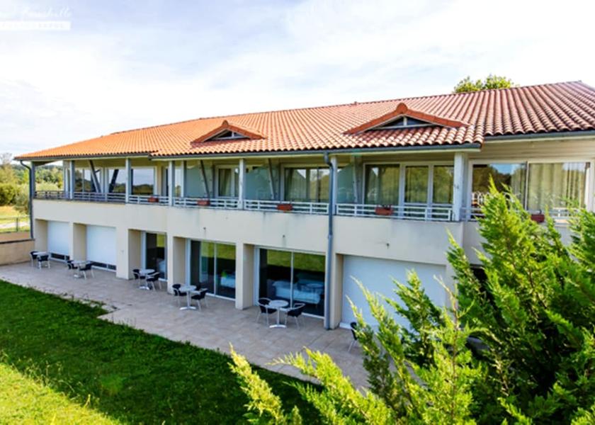 Occitanie Capvern Terrace