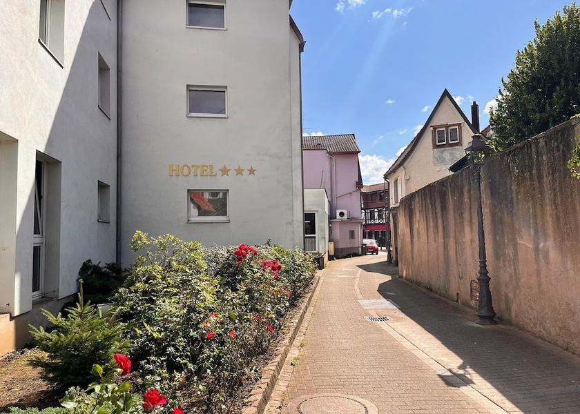 Grand Est Mutzig Exterior Detail