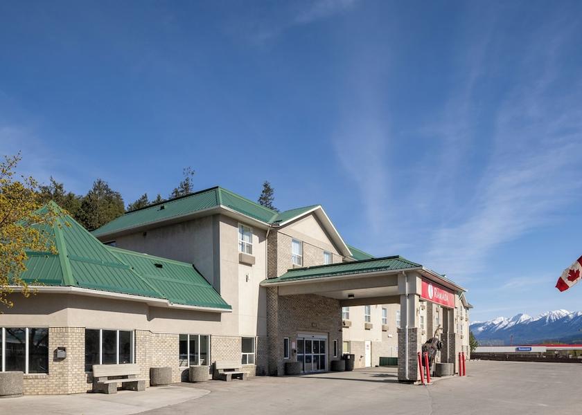 British Columbia Golden Exterior Detail