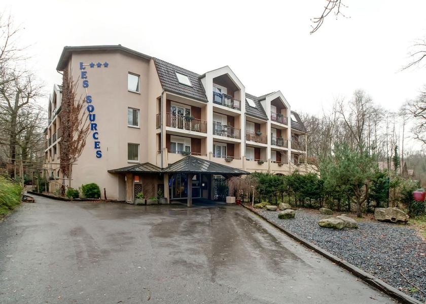 Grand Est Amneville Exterior Detail