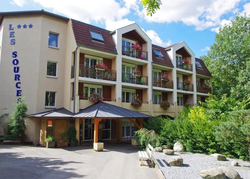 Grand Est Amneville Exterior Detail