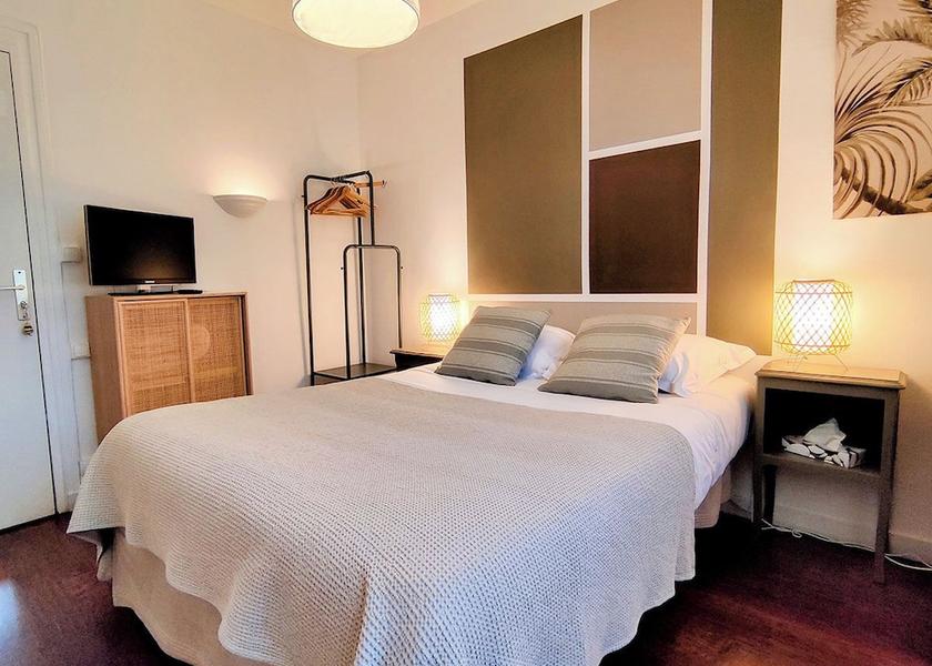 Pays de la Loire Le Pouliguen Room