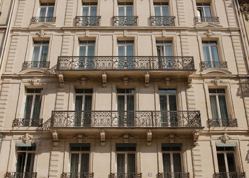 Île-de-France Paris Front of property