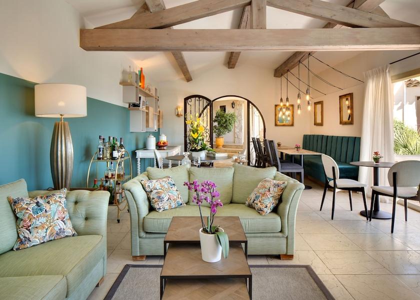 Provence-Alpes-Côte d'Azur Saint-Paul-de-Vence Lobby lounge