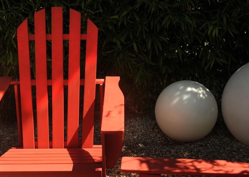 Occitanie Marseillan Exterior Detail