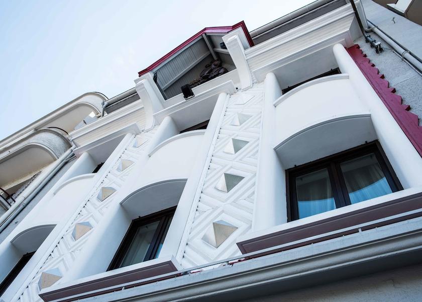 Auvergne-Rhone-Alpes Thonon-Les-Bains Facade