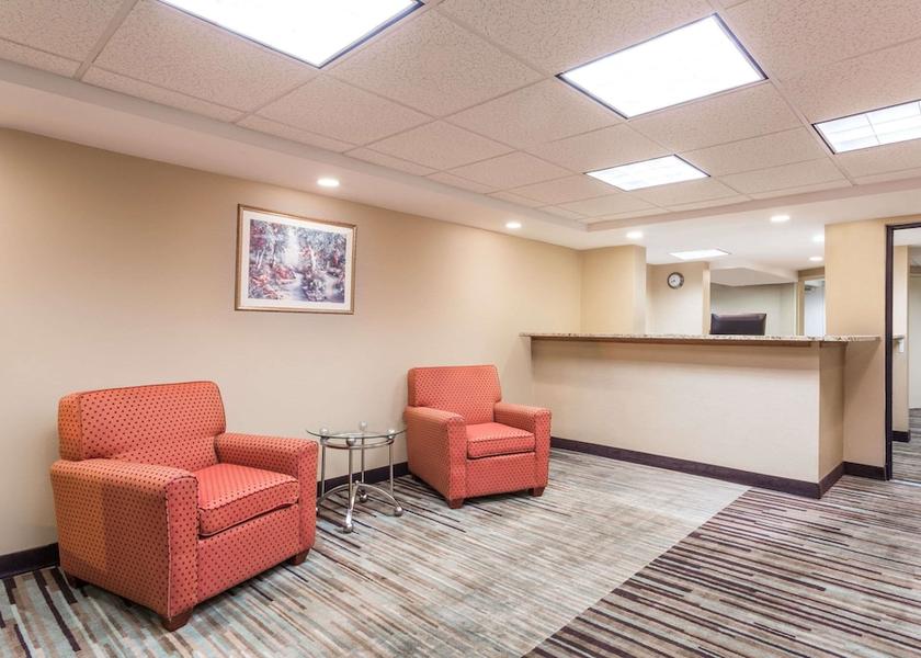 Virginia Dumfries Lobby